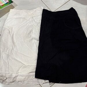 Elegant Black and White Women's Skirt Set 2 skirts